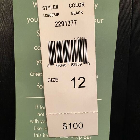 Elegant Black Wrap Dress - Picture 9 of 11